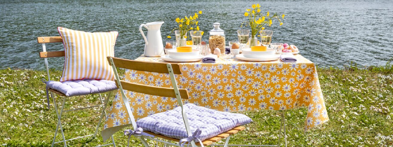 Outdoor tablecloths