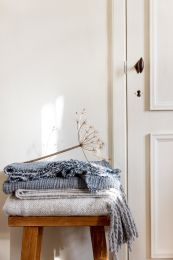 KUSCHELDECKE crinkled | Zweifarbig Blau