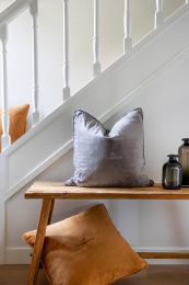 COUSSIN DÉCORATIF MISAIO velours | Gris Foncé